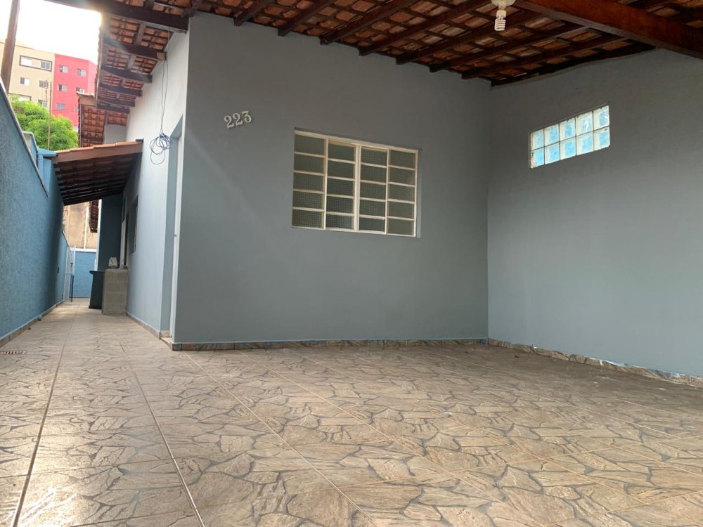 Casa - Venda - Jardim Palladino - Itatiba - SP